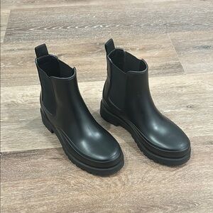 Bernardo Black Ankle Rain Boots for Women